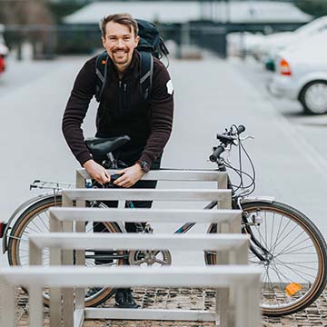 fiets op slot Nieuwsbrief Centrum Fietsdiefstal 360x360